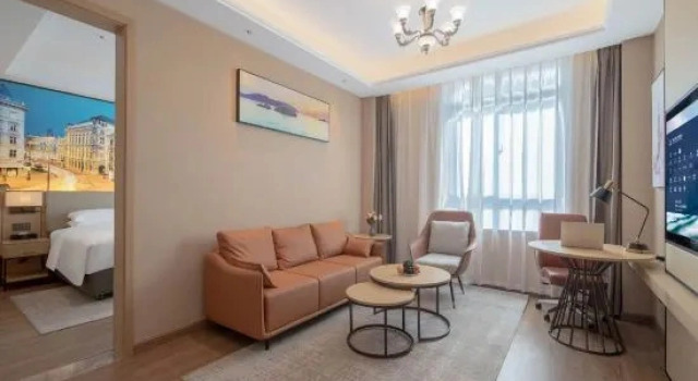 Люкс Business Vienna International Hotel (Huai'an Lianshui Development Zone High-speed Railway Station)
