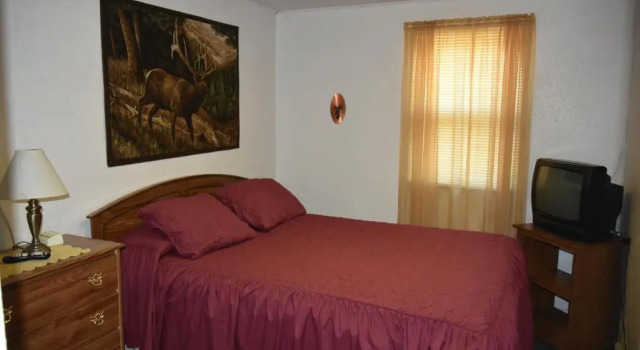 Апартаменты Deluxe Royals Inn Motel