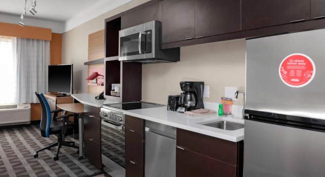 Четырёхместная студия TownePlace Suites by Marriott Gainesville