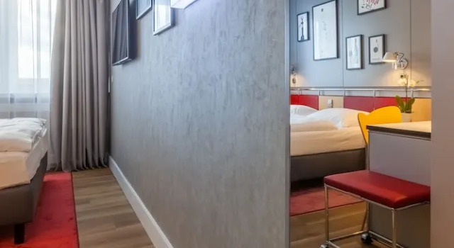 Номер Standard с видом на город Отель NYX Erfurt by Leonardo Hotels