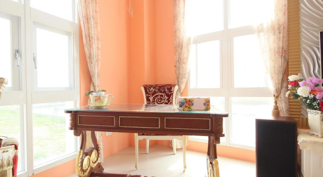 Decoupage Bed and Breakfast