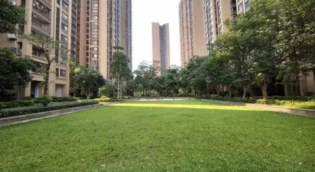 le you suo ju min su, Rezervovat Hotel Hotely v Guangdong s bazénem, Bazén