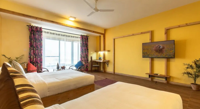 Двухместный номер Deluxe с балконом и с видом на горы Sunshine Resort Pokhara