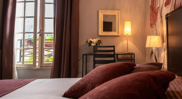 Двухместный номер Economy Logis Hotel La Croix Blanche Fontevraud