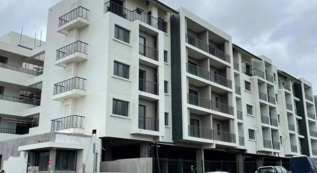 Апартаменты Entire rental unit hosted by RiverPark Apartments
