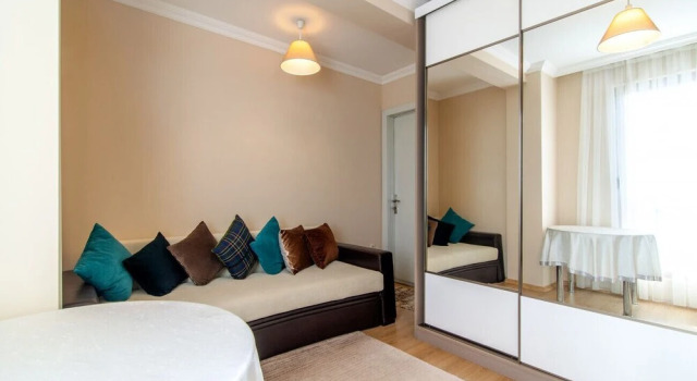Central Flat in Atasehir With Terrace and Balcony, Забронировать Отель Отели Стамбула с парковкой, рядом с Улкер Спортс Арена, Парковка