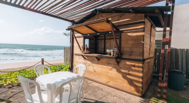Кровать в общем номере (женский номер) Porto Paraiso Hostel