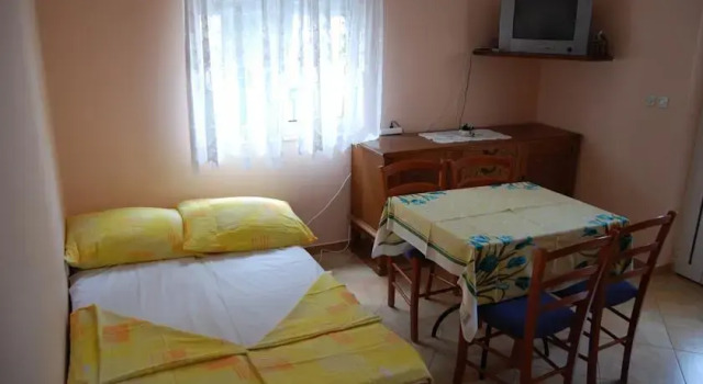 Apartments Ivana Promajna, Rezerwuj Apartament Hotele w Split-Dalmatia County z parkingiem, Parking