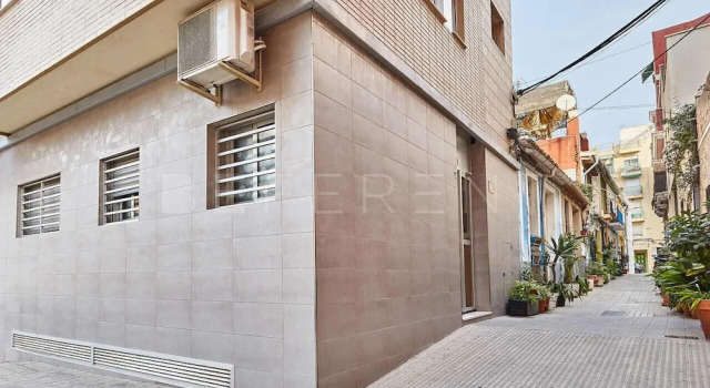 BEFERENT Alicante Oldtown, Забронировать Отель Отели Аликанте 3 звезды, рядом с Археологический музей Аликанте, 3*