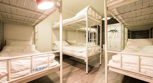 Tabiya Guest House, Забронировать Гостевой дом Отели Сеула с парковкой, рядом с Магазин New Balance, Парковка