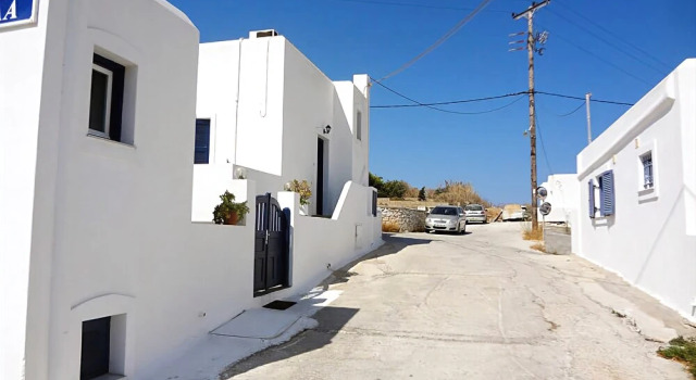 Haroula Apartments