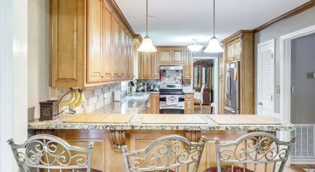 Коттедж Pool & Tennis Court Access: Home in Warner Robins