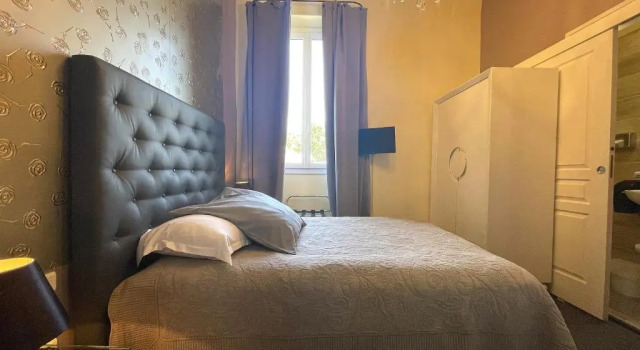Standart tek kişilik oda Royal Hôtel