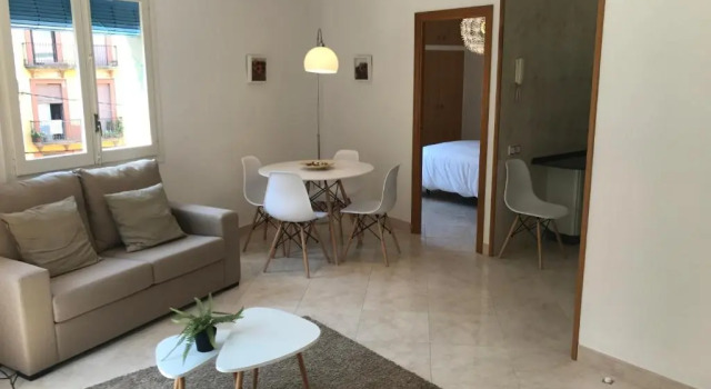 Apartamento 2º con Chill-Out frente a la Catedral, Забронировать Апартаменты/квартира Отели Таррагоны с парковкой, рядом с Конгресс-центр и выставочный цент El Palau, Парковка