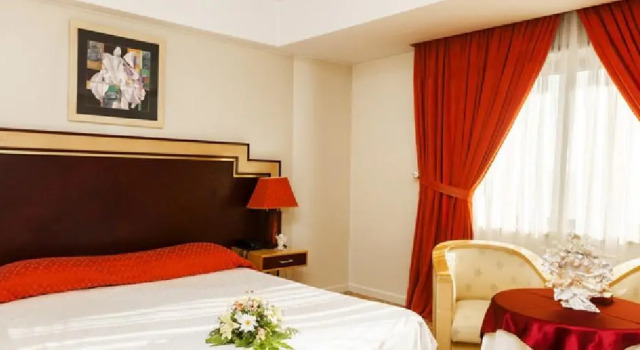 Pars Tabriz, Prenota Hotel Tabriz Iran