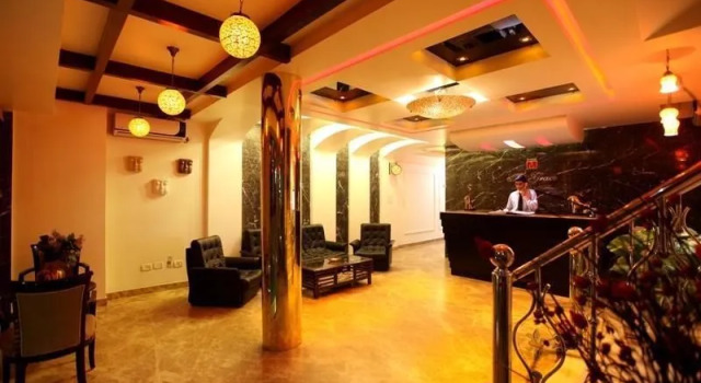Hotel The INFINTY NEAR DELHI AIRPORT Breakfast,Dinner Include, Забронировать Отель Отели Нью-Дели с парковкой, Парковка