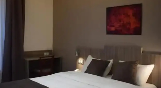 Трёхместный номер Standard с видом на внутренний двор Hotel Puy De Dôme