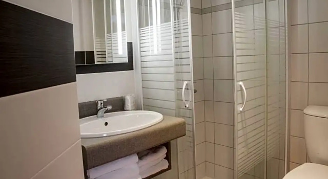 Номер Superior Logis Hôtel Chaptal, Amboise
