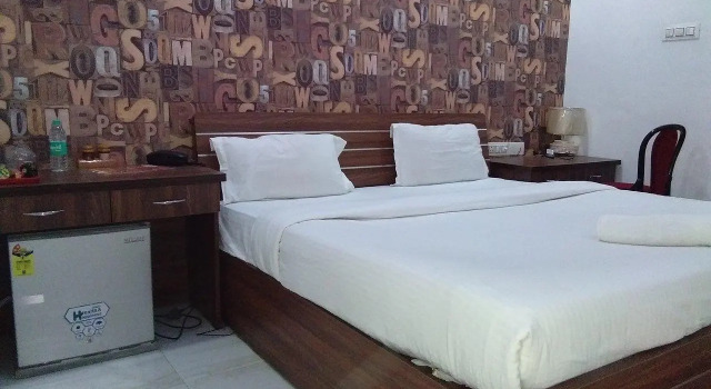 Hotel Shalimar Palace