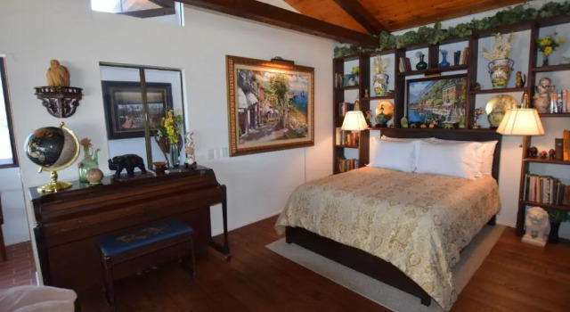 Люкс Superior Catalina Courtyard Suites