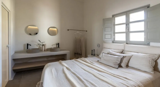 Frescoes Luxury Suites