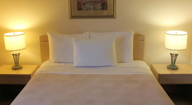Двухместный номер Standard Coronet Hotel