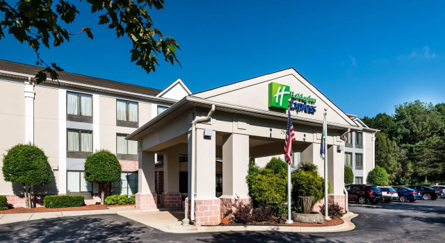 Номер Standard Holiday Inn Express & Suites Charlotte Arpt-Belmont by IHG