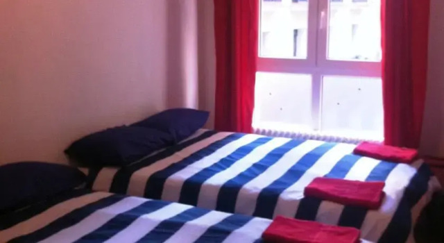 Apartamentos Cote dAzur, Забронировать Апартаменты/квартира Мадрид Провинция Мадрид, рядом с Дом-музей Лопе де Вега