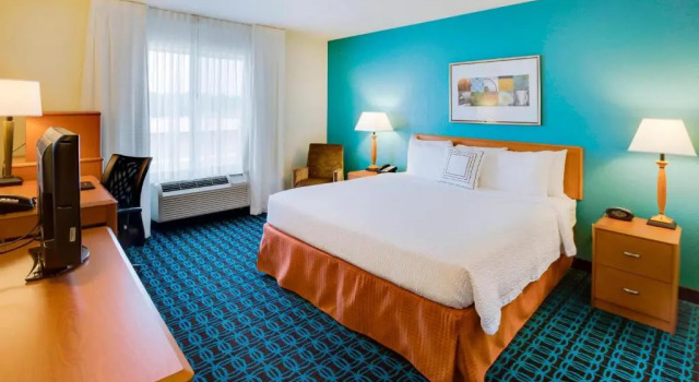 Номер Standard Fairfield Inn & Suites by Marriott South Hill