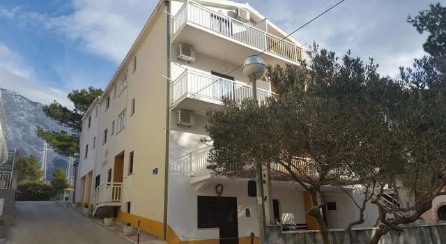 Villa Marinela, Забронировать Вилла Отели Сплитско-Далматинской жупания 3 звезды, 3*
