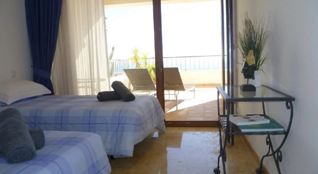 21387 - Fine Duplex Apartment – Near Beach