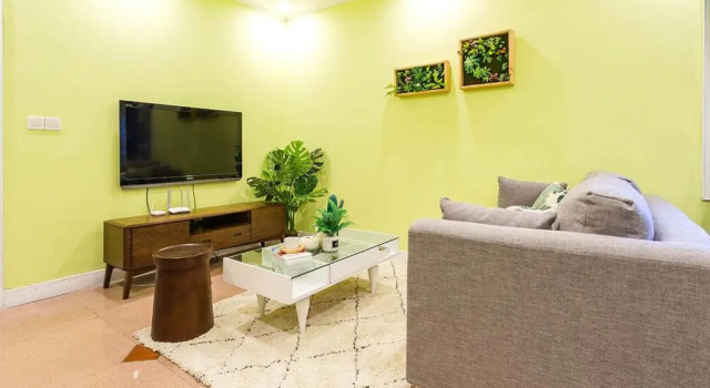 Chongqing Yuzhong·Hongya Cave· Locals Apartment 00134800