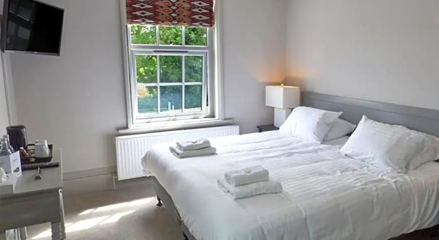 Номер Superior Woodberry Inn