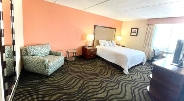 Люкс Deluxe Fairbridge Hotel Cleveland East