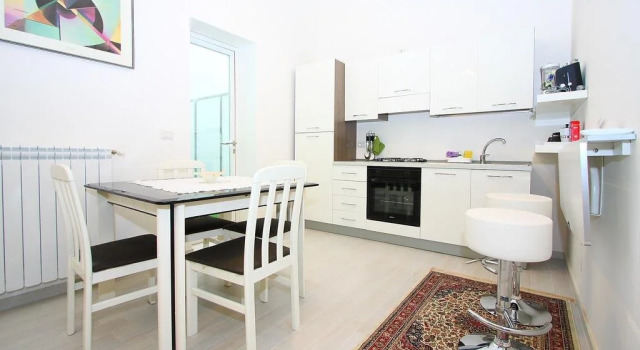 CASATITA & CASAGIò, Забронировать Отель Бари Bari Province, рядом с Малый театр