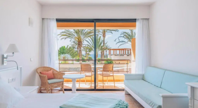 Двухместный номер с частичным видом на море Iberostar Waves Playa Gaviotas All Inclusive