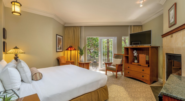 Номер Deluxe Avila Village Inn