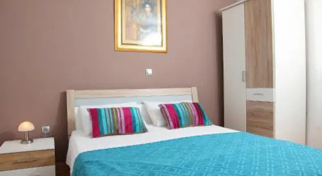 Holiday Home Vinka, Buchen Sie Villa Hotels in Gespanschaft Split-Dalmatien mit Pool, Schwimmbad