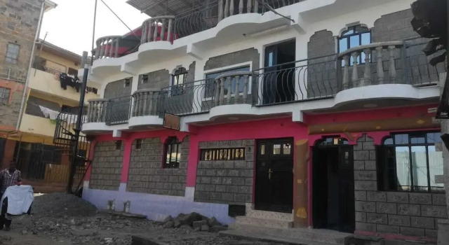 Guest House Hotel Chrisna - Hostel