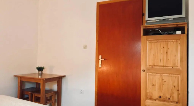 Апартаменты с 2 комнатами с балконом и с красивым видом из окна Guest House Aurora