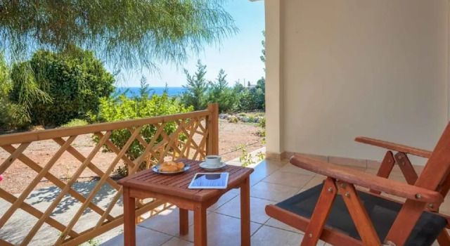 Вилла с 4 комнатами Zizi Sea View Villa