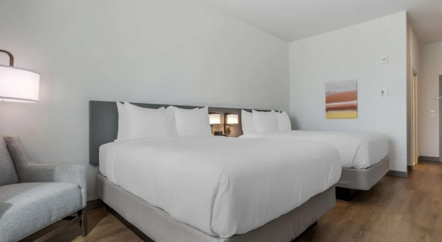Четырёхместный номер Standard Comfort Inn & Suites Panama City Beach - Pier Park Area