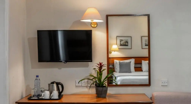 Ekonomiczny dwuosobowy pokój Forest Park Hotel