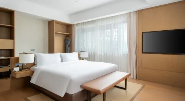 Люкс Superior Yixing Yaohu Hotel