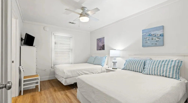 Pet-friendly Corner 1st Floor Condo in Seagrove, Steps From the Beach, Забронировать Апартаменты/квартира Апартаменты штата Флориды, Апартаменты/квартира
