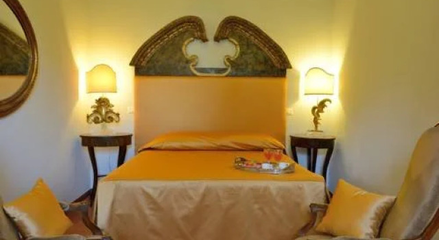 Villa Forasiepi, Book Villa Cottages in Montebello, Cottage