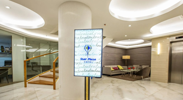 Star Plaza Hotel