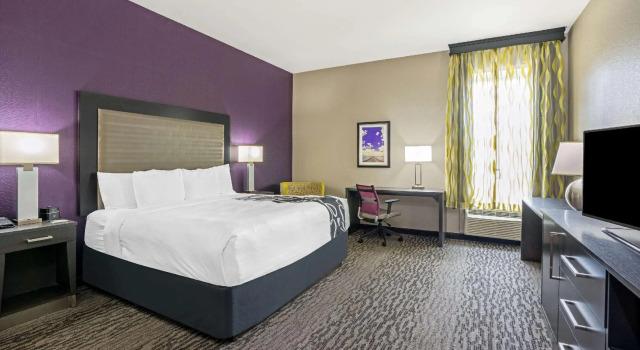 Двухместный номер Standard La Quinta by Wyndham College Station South