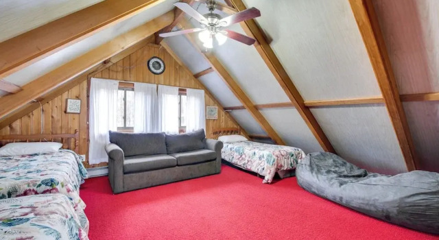 Fire Pit + Community Perks: Gouldsboro Cabin!, Book Feriehus Sommerhuse i Pennsylvania, Hytte