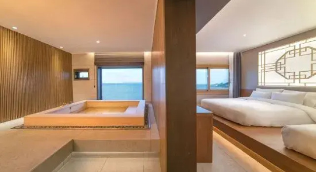 Двухместный люкс с видом на океан Yeonhwamun Hotel Yeongdeok